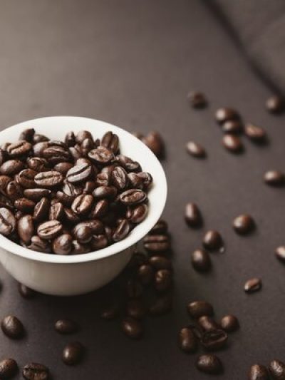 961269718852-can-you-eat-coffee-beans